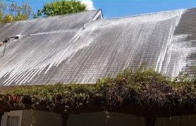 soft washing roof in Palm Desert, California